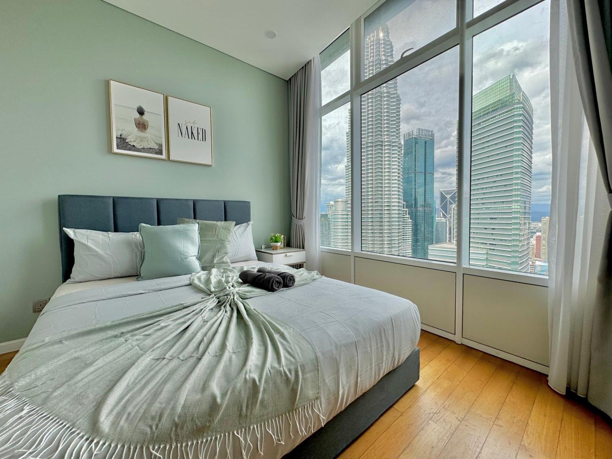 Pangsapuri Sky Wonder 2br Klcc View